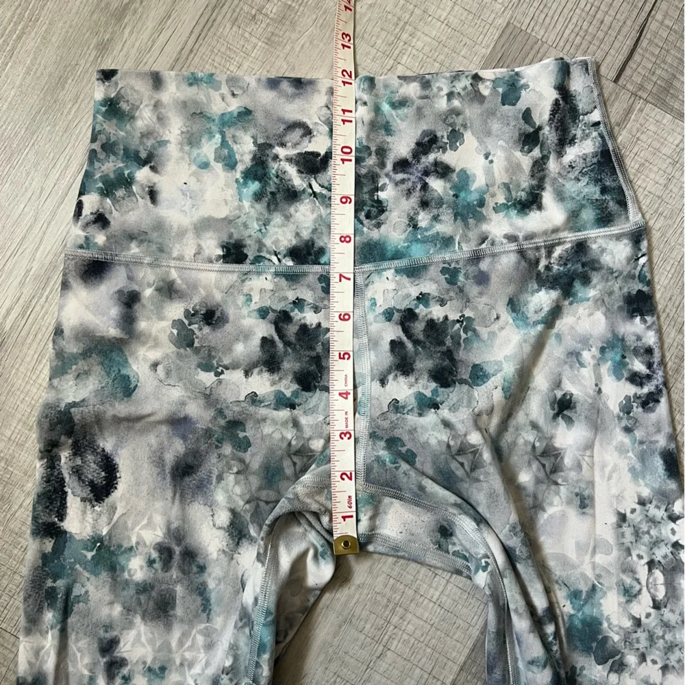 LULULEMON Align Pant Kaleidofloral Multi Blue and White Patterned Leggings 8
